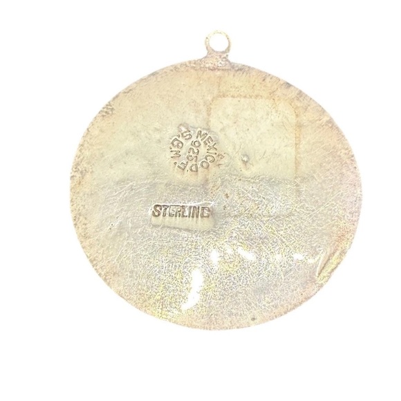 Vintage 925 Sterling Silver Abalone Inlay Dancer Motif Round Mexican Pendant - Picture 3 of 7